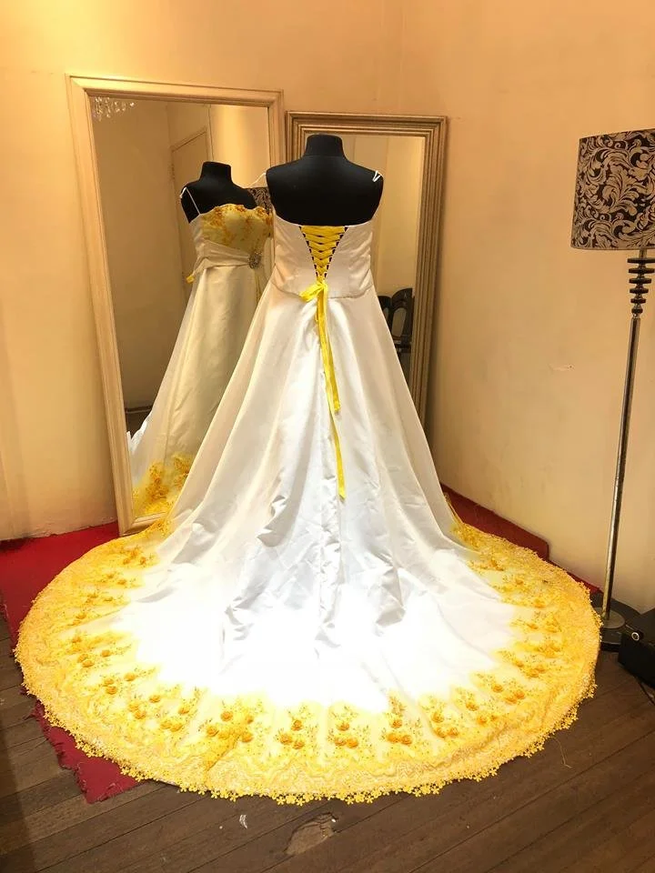 White crystal 2025 wedding dress